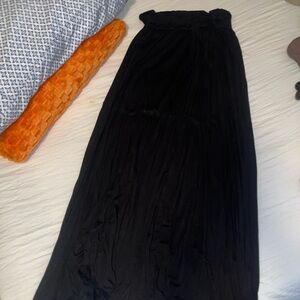 Black Women's Maxi Skirt - Elastic Waist